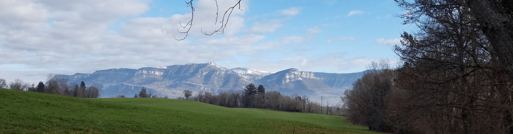 Panorama sur les Bauges
Stéphanie Martin, psychologue à Aix-les-Bains